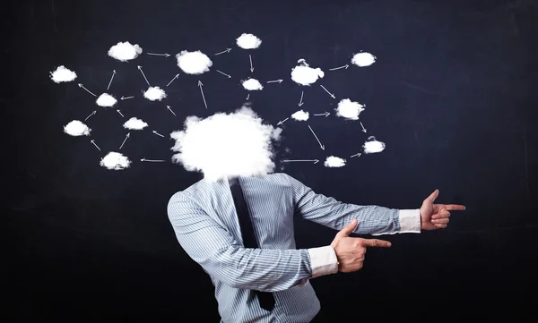 Affärsman med cloud network head — Stockfoto