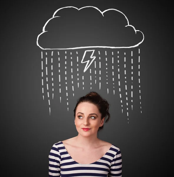 Jeune femme avec nuage de tonnerre au-dessus de sa tête — Photo