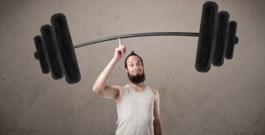 Ağırlık kaldıran komik sıska adam.