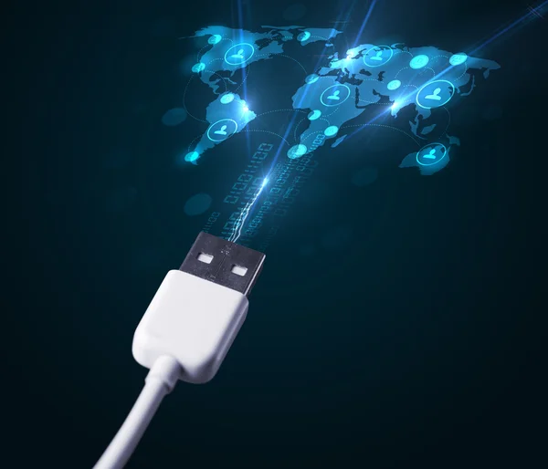 Sociala nätverk ikoner som kommer ut av elektrisk kabel — Stockfoto