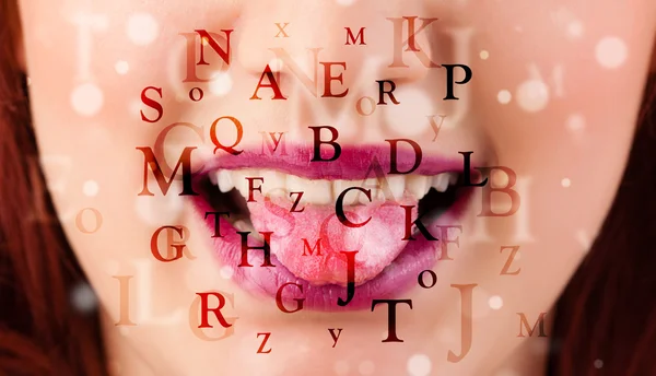 美しい少女の唇の呼吸のフォントと文字 — ストック写真