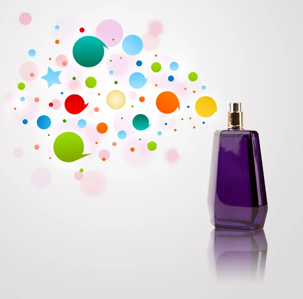 Botella de perfume pulverización burbujas de colores — Foto de Stock