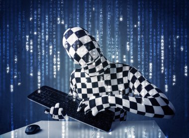hacker fütüristik ağ üzerinden bilgi çözme vücut maskesi