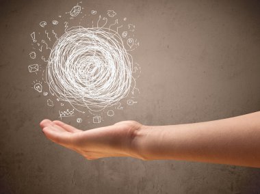 Bir kadının elinde kaos kavramı