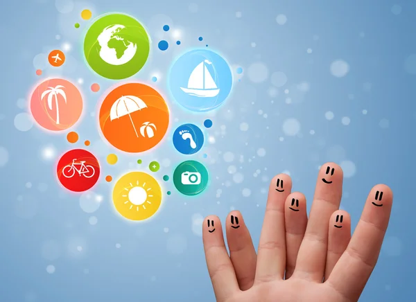 Vrolijke vinger smileys met kleurrijke vakantie reizen zeepbel pictogram — Stockfoto