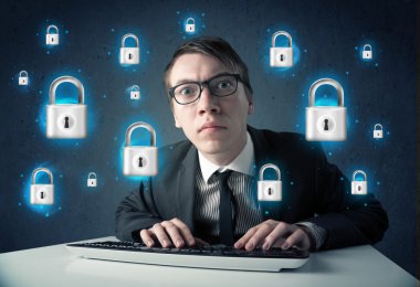 sanal kilit simgeleri ve simge ile genç hacker