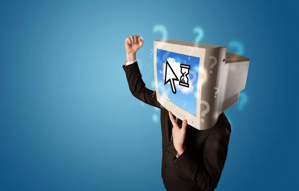 Person mit Monitorkopf und Cloud-basierter Technologie auf dem scr — Stockfoto