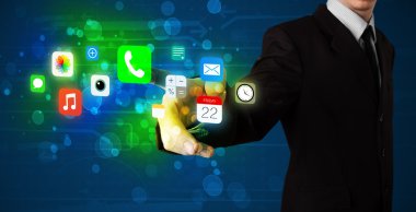 yakışıklı işadamı renkli mobil app simgeleri bok ile basarak