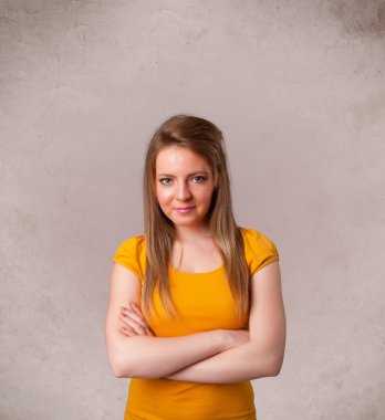 boş kopya alanı ile genç ve şirin bir kız portresi