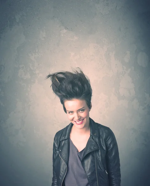 Estilo de pelo extremo retrato de mujer joven — Foto de Stock