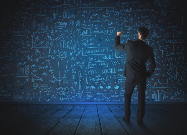 Ekonomi projesi geçmişi olan iş adamı çizimi