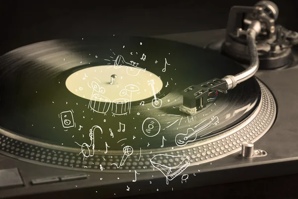 Draaitafel spelen van klassieke muziek met icoon getrokken instrumenten — Stockfoto