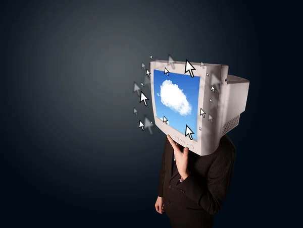 Zakenman met een monitor op zijn hoofd, cloud systeem en pointe — Stockfoto