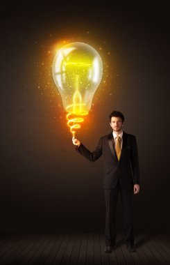Ampulü olan bir iş adamı.