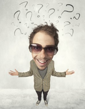 Soru işaretli koca kafalı.