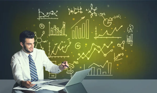 Biznesmen z diagramy biznesowe — Zdjęcie stockowe