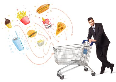 adam zehirli abur cubur ile alışveriş sepeti ile