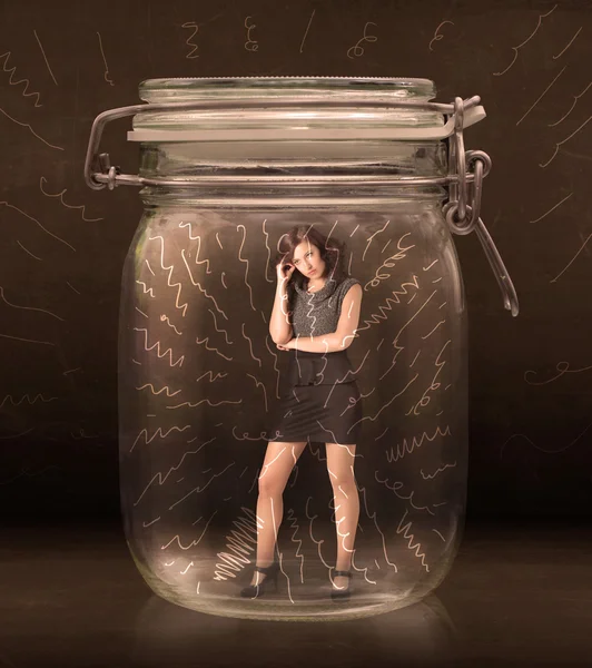 女商人 jar 与有力的手中绘制线条概念 — 图库照片