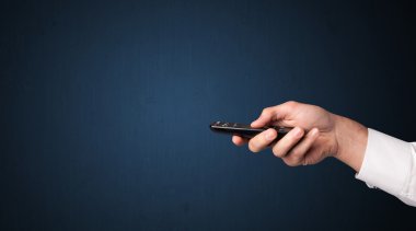 Uzaktan kumandalı el