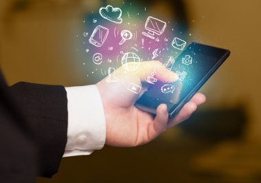 El smartphone Medya simgeler ile tutarak 