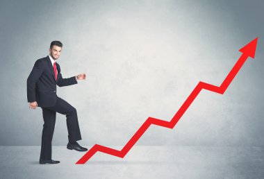 Kırmızı grafik oku tırmanma
