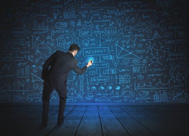 Ekonomi projesi geçmişi olan iş adamı çizimi