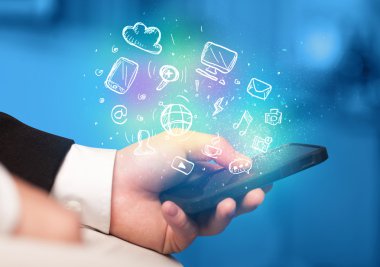 El smartphone Medya simgeler ile tutarak