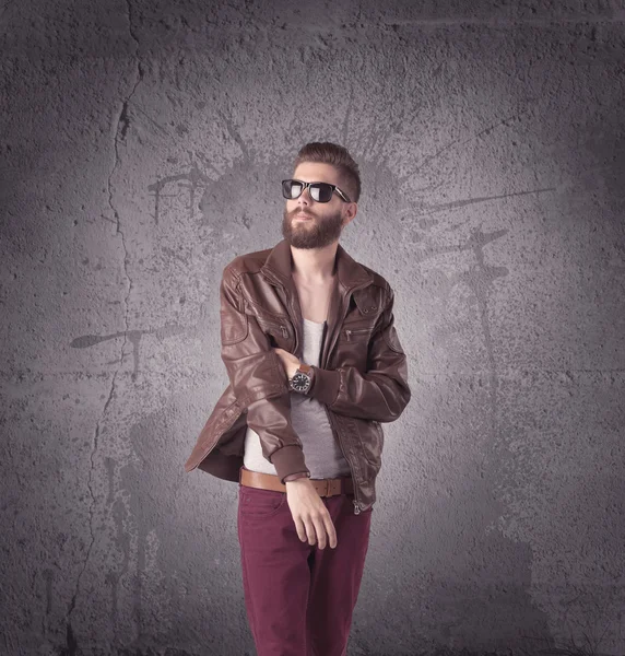 Stylish male with beard and sunglasses — Stock Photo, Image
