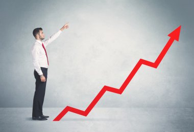 Kırmızı grafik oku tırmanma