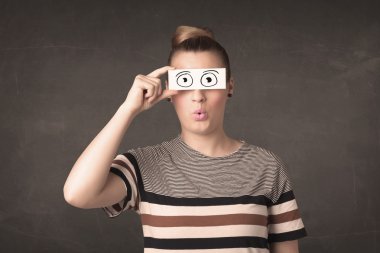 komik kadın elle çizilmiş kağıt gözlerle arıyorsunuz