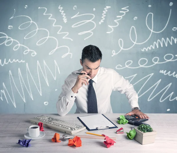 Trabalhador de escritório cansado com linhas bagunçadas desenhadas — Fotografia de Stock