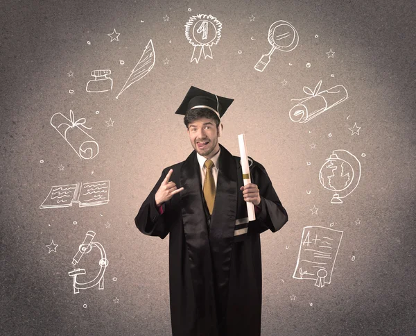 Feliz adolescente graduado com ícones escolares desenhados à mão — Fotografia de Stock