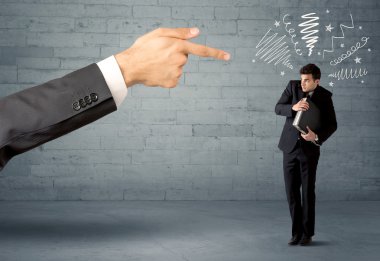 Profesyonel olmayan satıcı ateş olmak