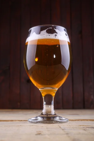 Helles Bier im Glas — Stockfoto