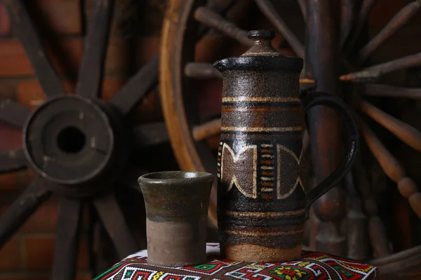 Traditionele kruik wijn — Stockfoto