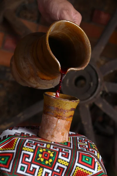 Tradycyjne wino leje — Zdjęcie stockowe