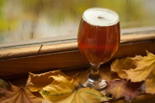Sonbahar bira cam