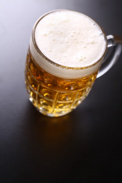Egy korsó könnyű sör. — Stock Fotó
