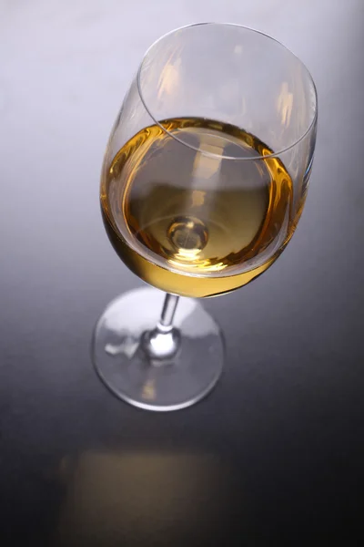 Verre de vin blanc — Photo