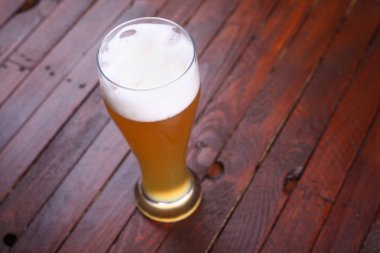 bardak buğday bira