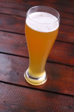 bardak buğday bira