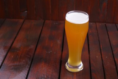 bardak buğday bira