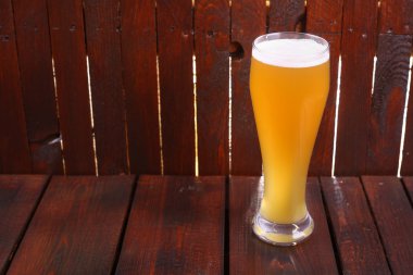 bardak buğday bira