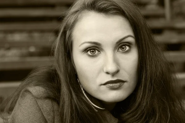 Monochrome portrait of a woman — Stock Photo, Image