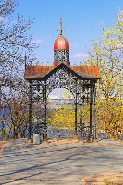 Zomerhuis op St Volodymyr Hill — Stockfoto