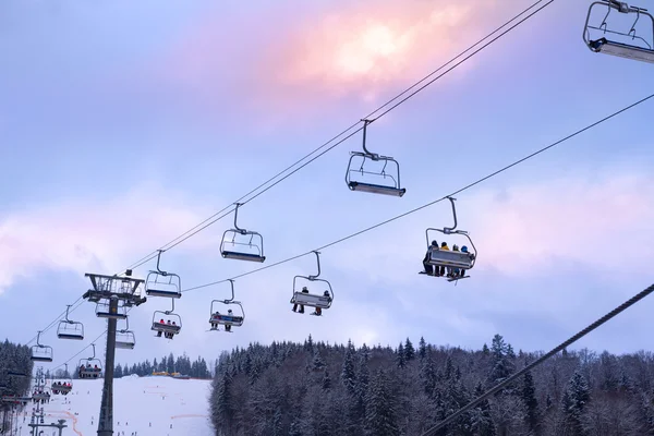 The ski lift — Stock Photo, Image