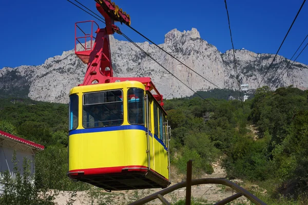 Ropeway in Yalta — Stock Photo, Image