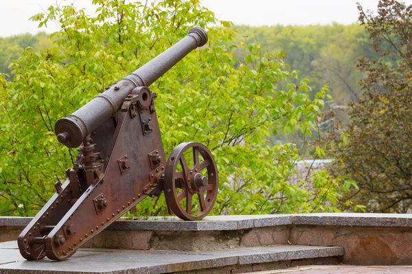 Cannone a Chernigov — Foto Stock