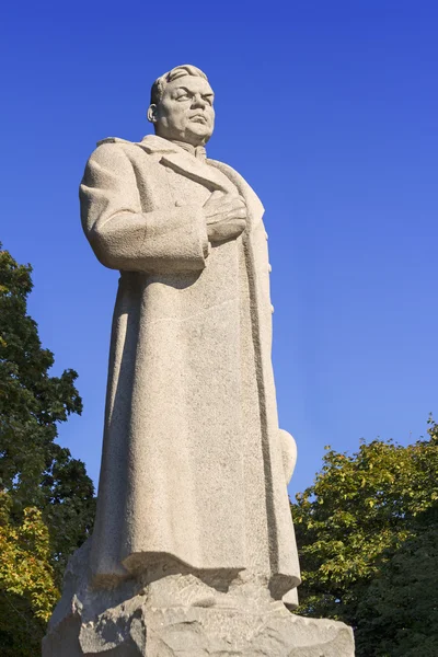 Statue of General Vatutin — Stock Photo, Image