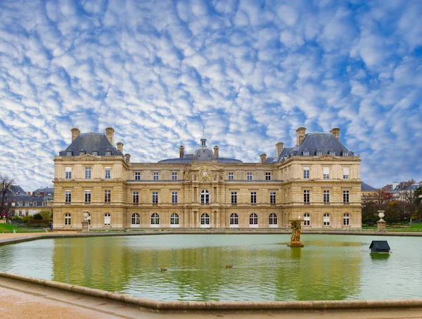 Palácio do Luxemburgo em Paris — Fotografia de Stock